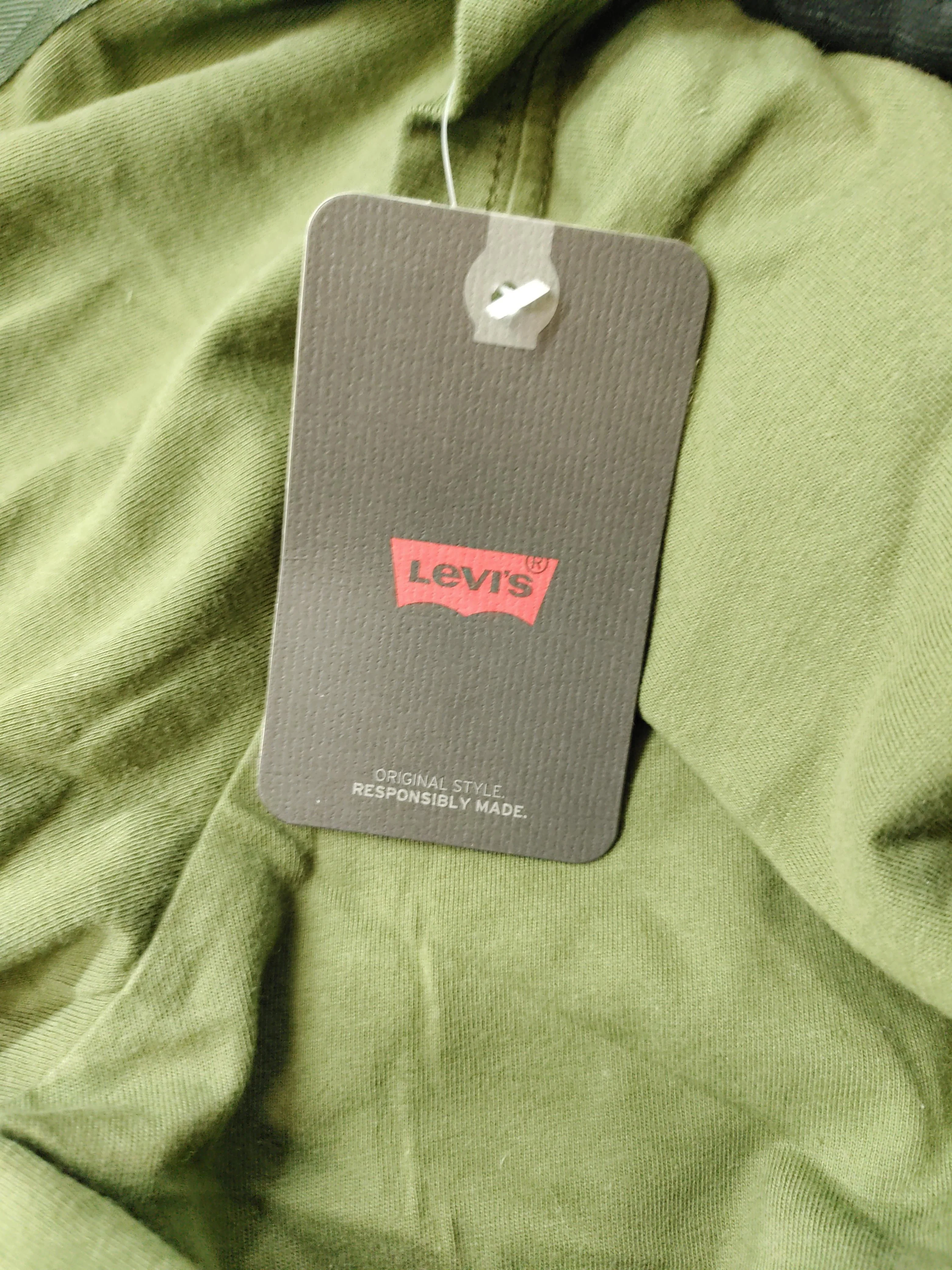 Levi’s Men's T-Shirt M Green 100% Cotton Basic - Image 5