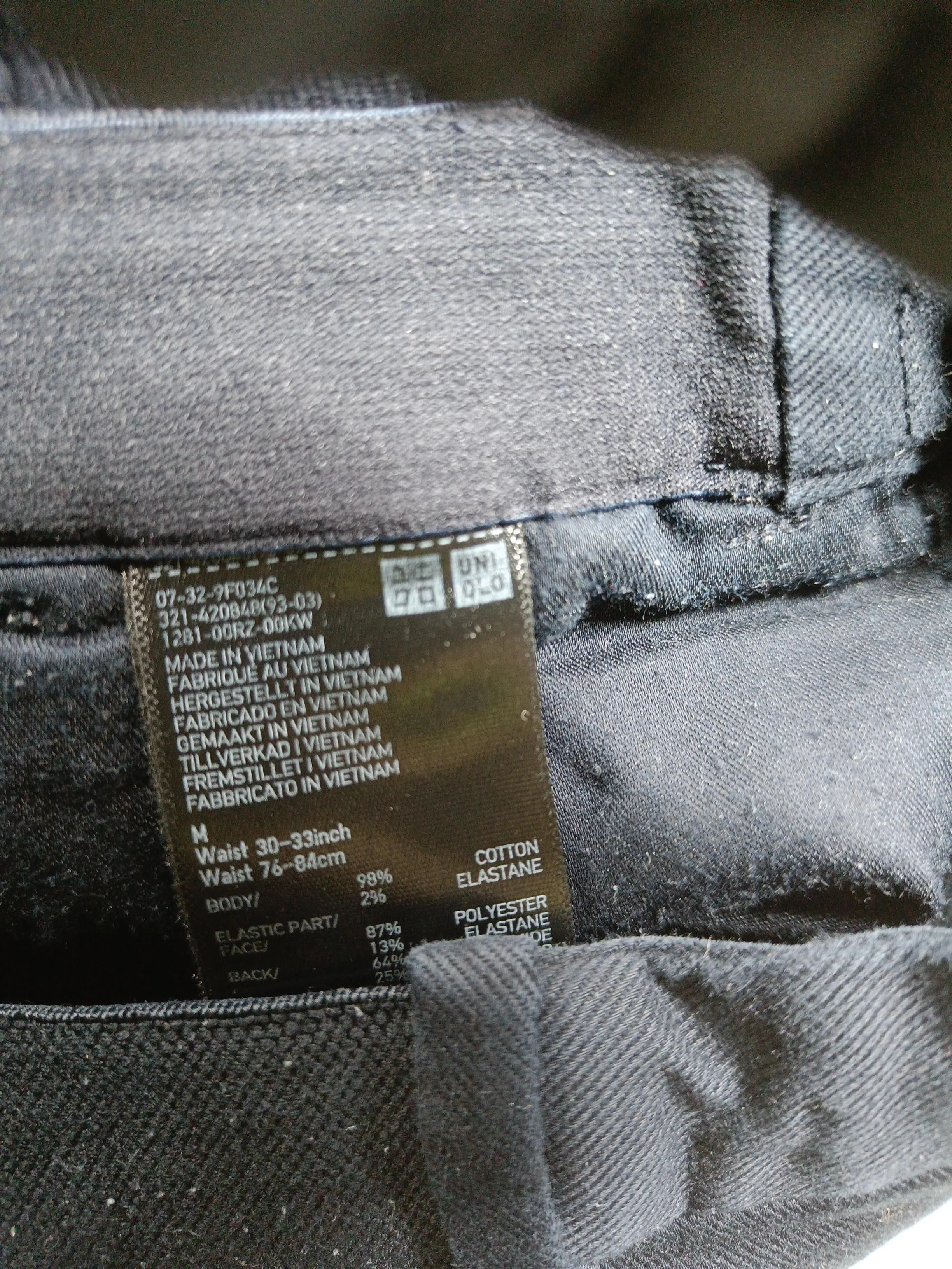 Uniqlo Men's Trousers M Black Cotton with Elastane Tapered Chino - Image 6